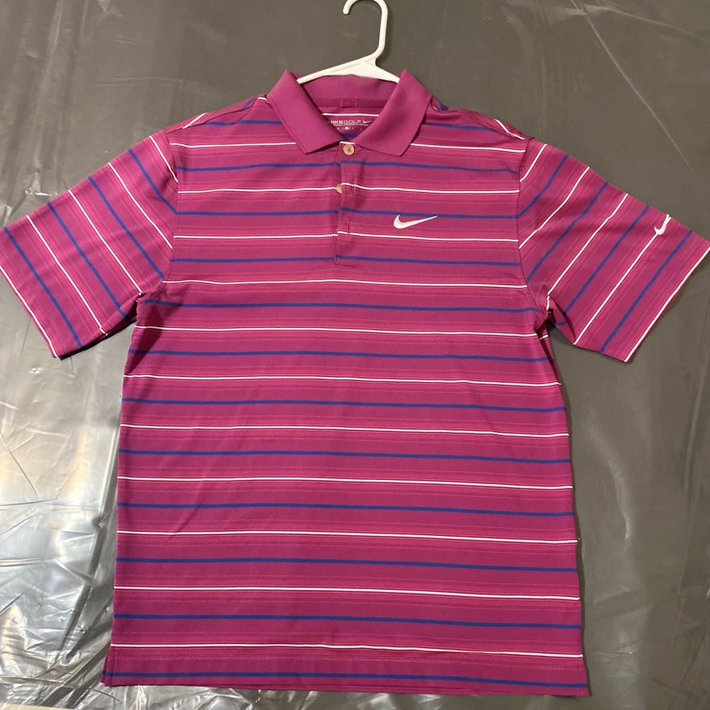 NikeGolf Tiger Wood DRI-FIT Casual Short- Sleeved Collar Shirts. Small & Medium